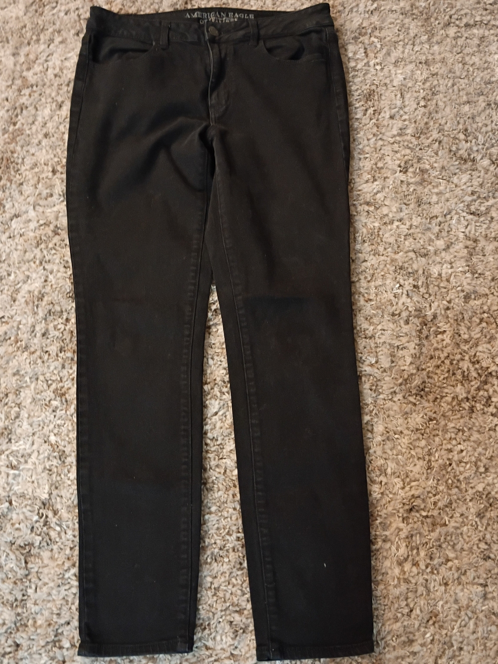 American Eagle Outfitters Black High Rise Super Stretch Women’s Jeggings